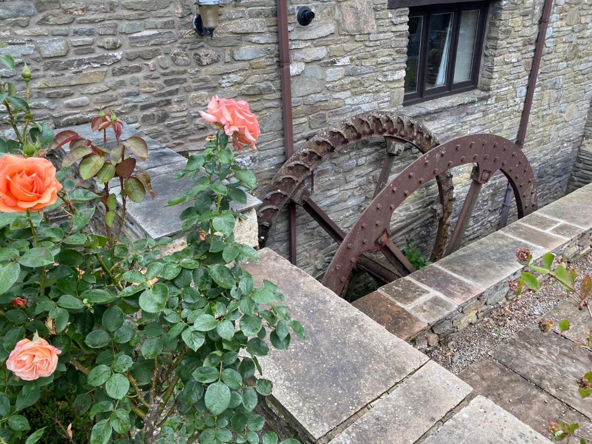 Trebarried Mill Villa Brecon Exterior photo